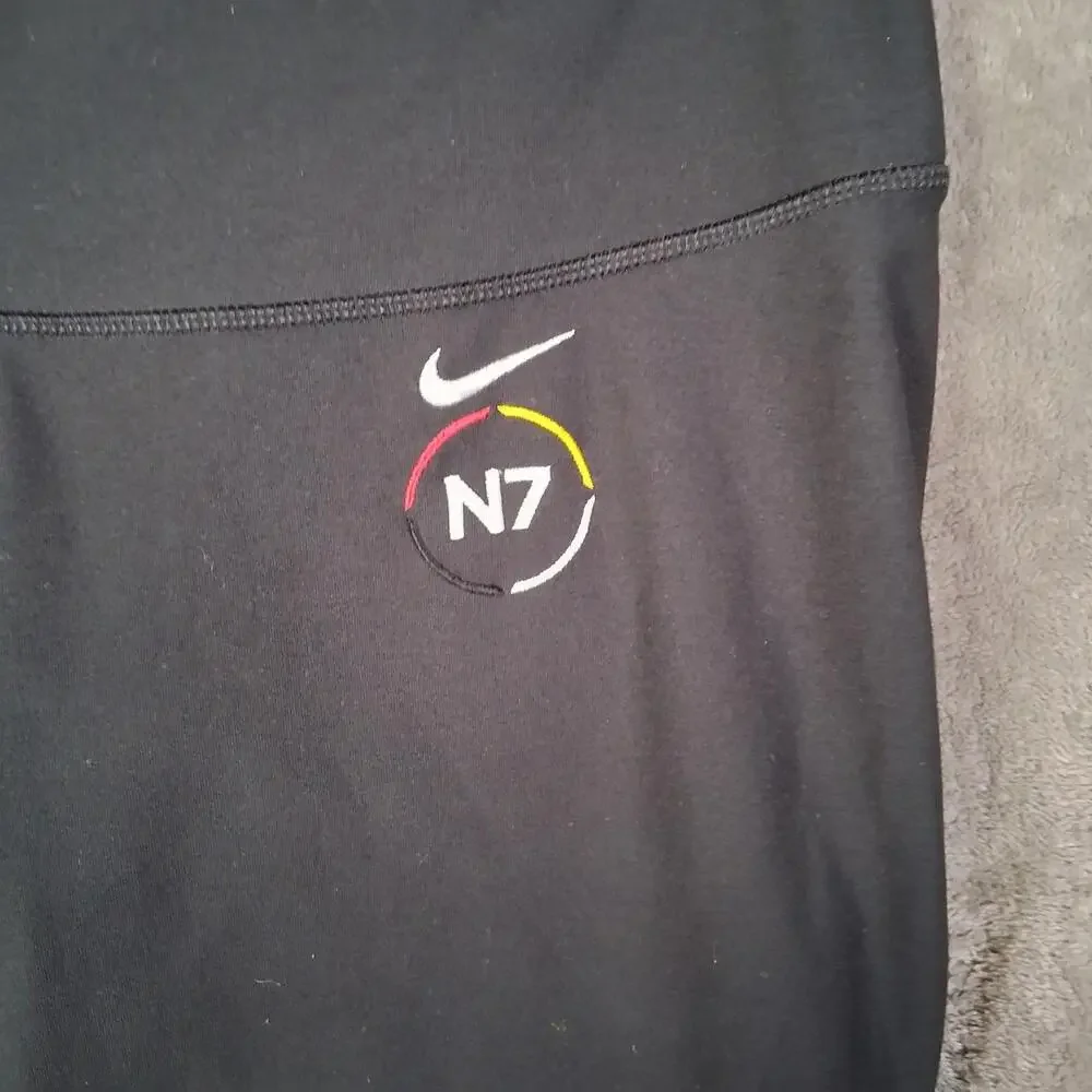 Women's Nike Trousers Leggings‎ Pants SZ Medium Black Straight Leg Cropped 2 Pcs